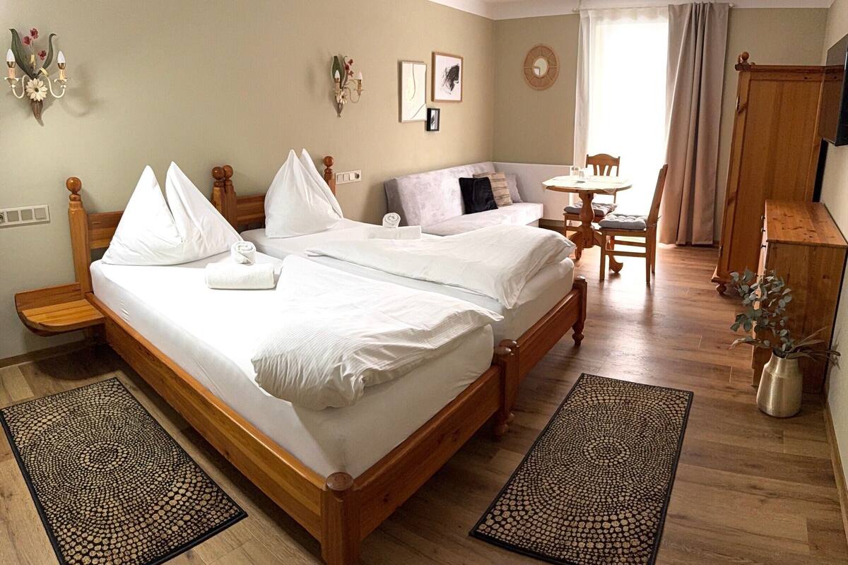 Chambre Double | Coffres-forts dans les chambres, bureau, rideaux occultants