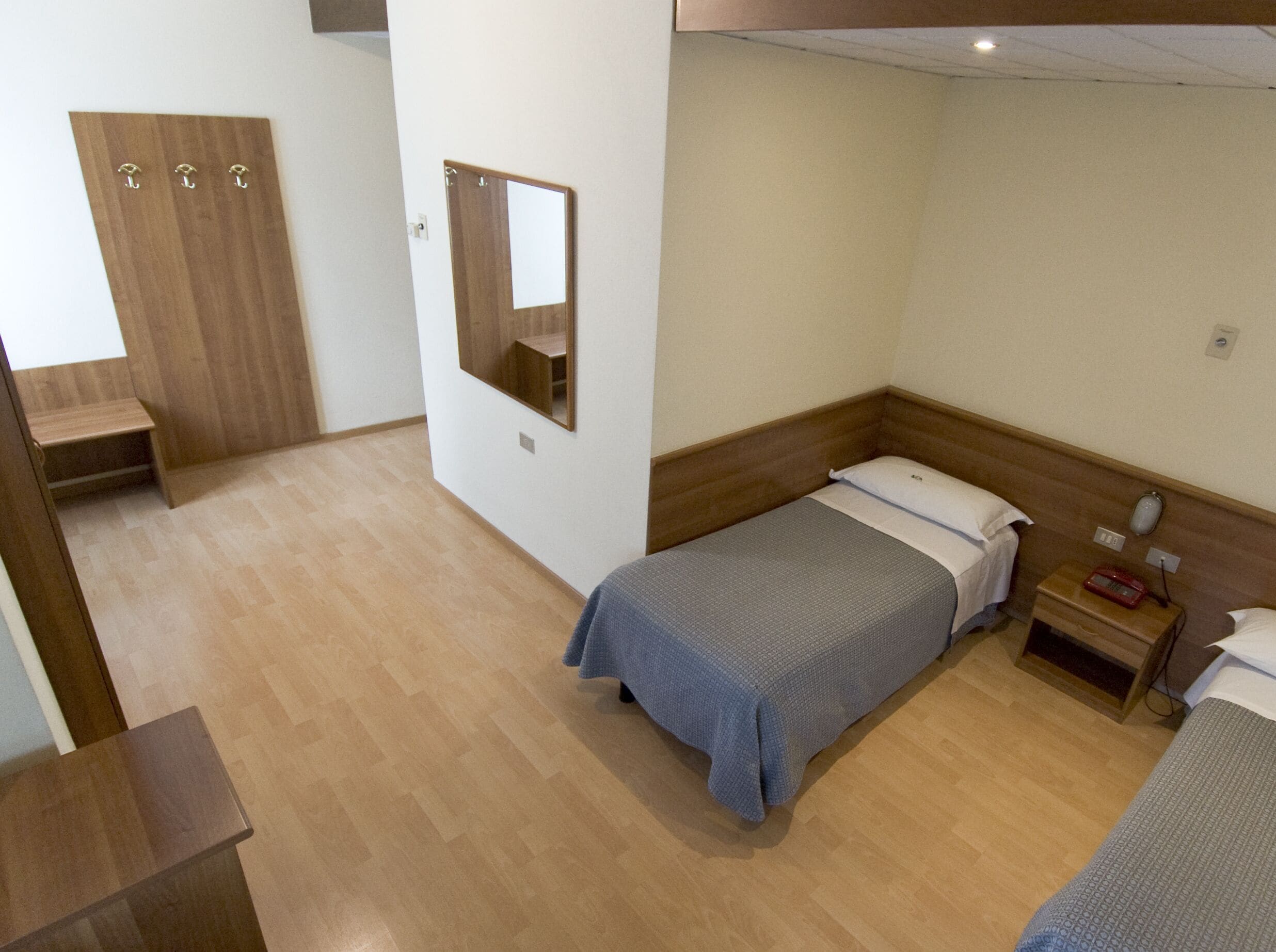 twin room | minibar, desk, free wifi, bed sheets