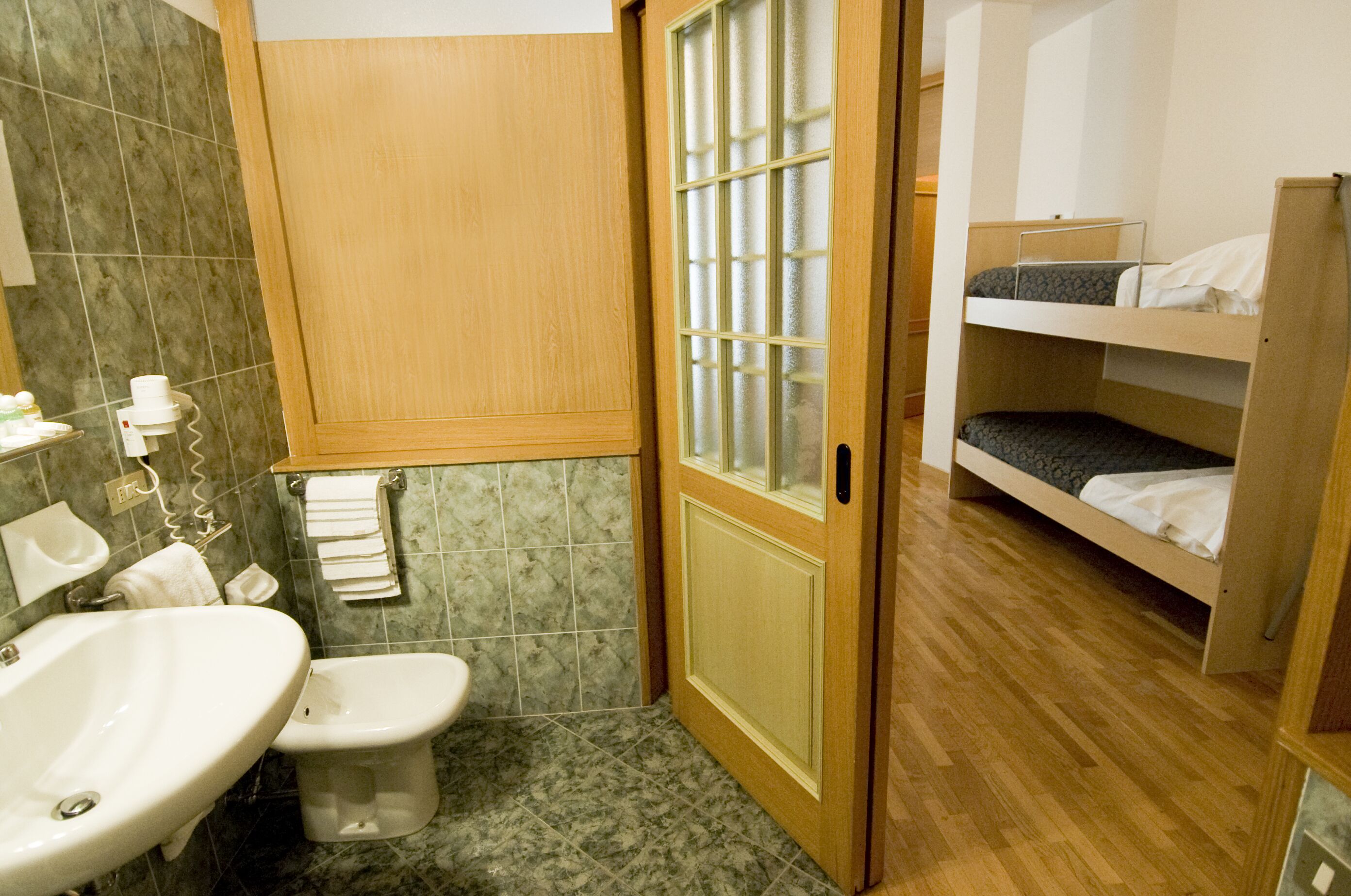 quadruple room | bathroom | free toiletries, hair dryer, dressing gowns, bidet