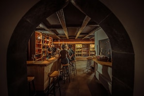 4 restaurants; lunch and dinner served  - Ciasa Salares (Badia)