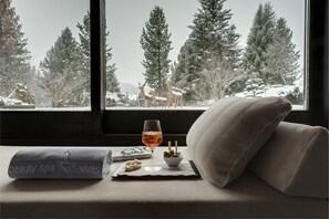 Minibar, una cassaforte in camera, una scrivania, insonorizzazione