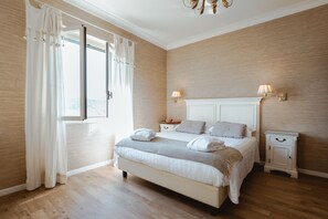 Panoramic Double Room, Lake View
