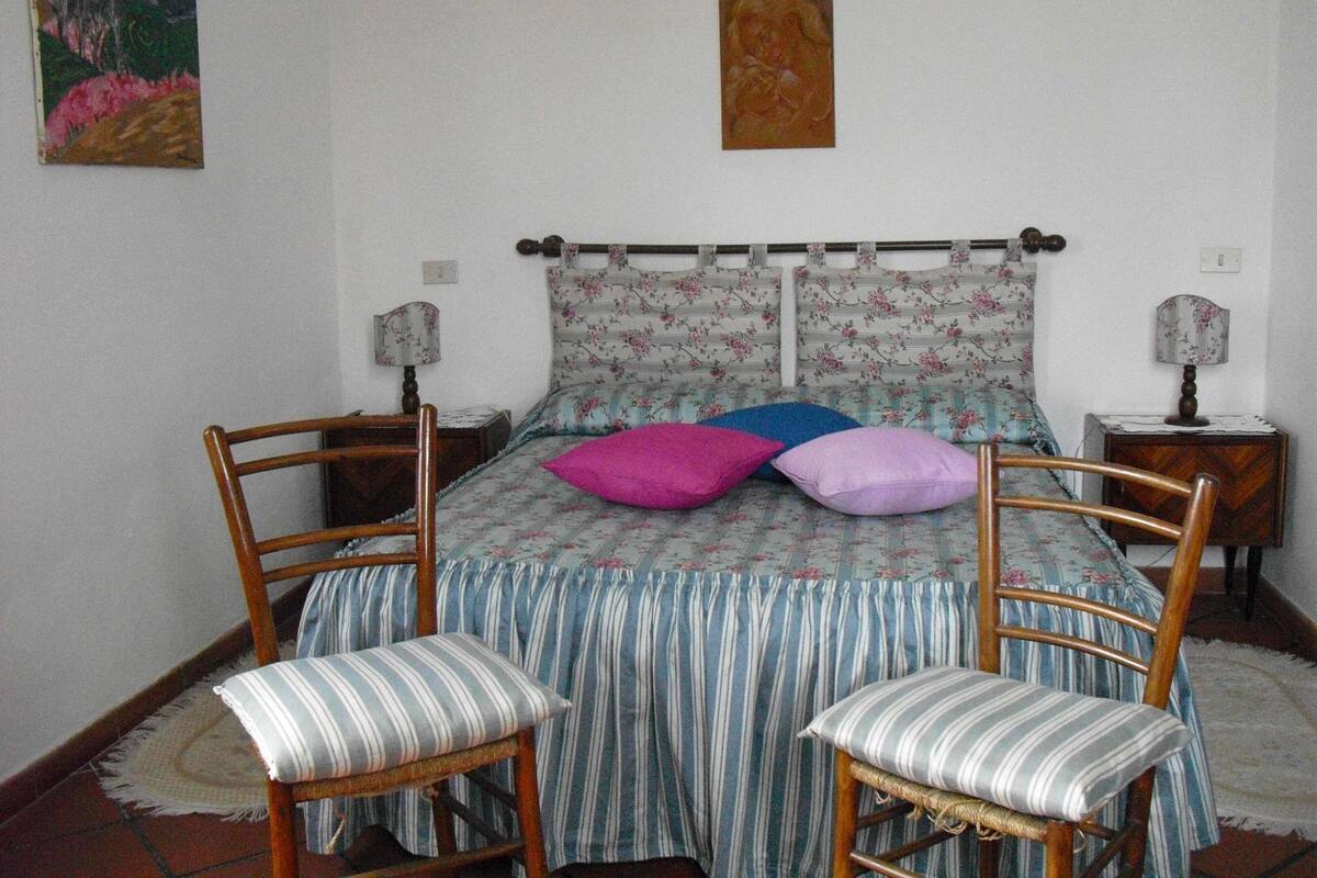 Apartment (4 pax - Giallo) | 1 bedroom, Egyptian cotton sheets, premium bedding, down duvets