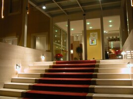 Minibar, una cassaforte in camera, una scrivania, insonorizzazione