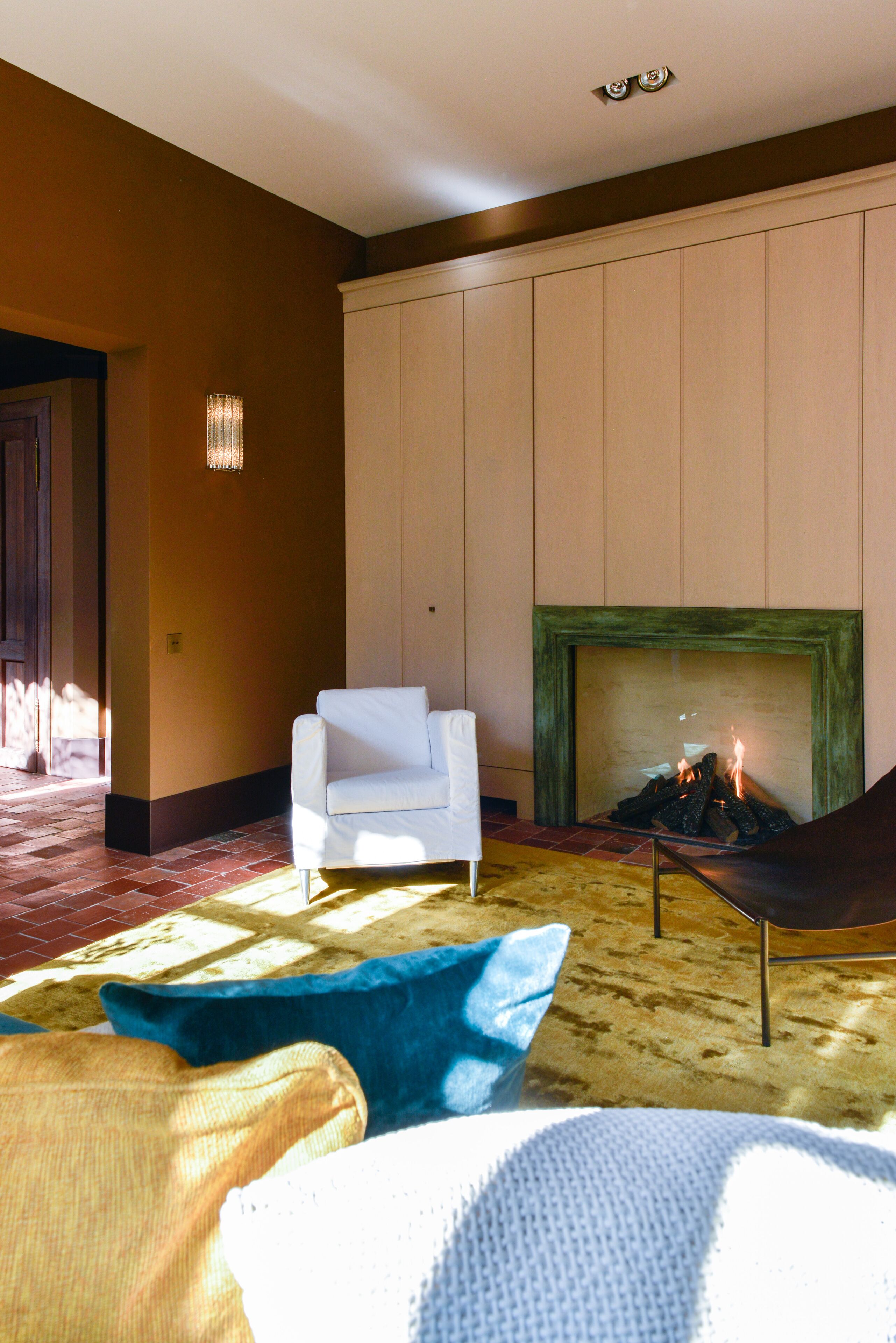 exclusive suite | living area | smart tv