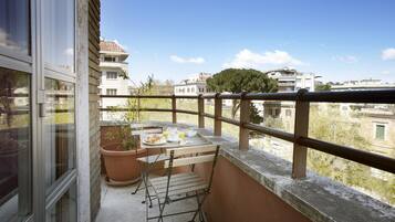 Triple Room | Balcony