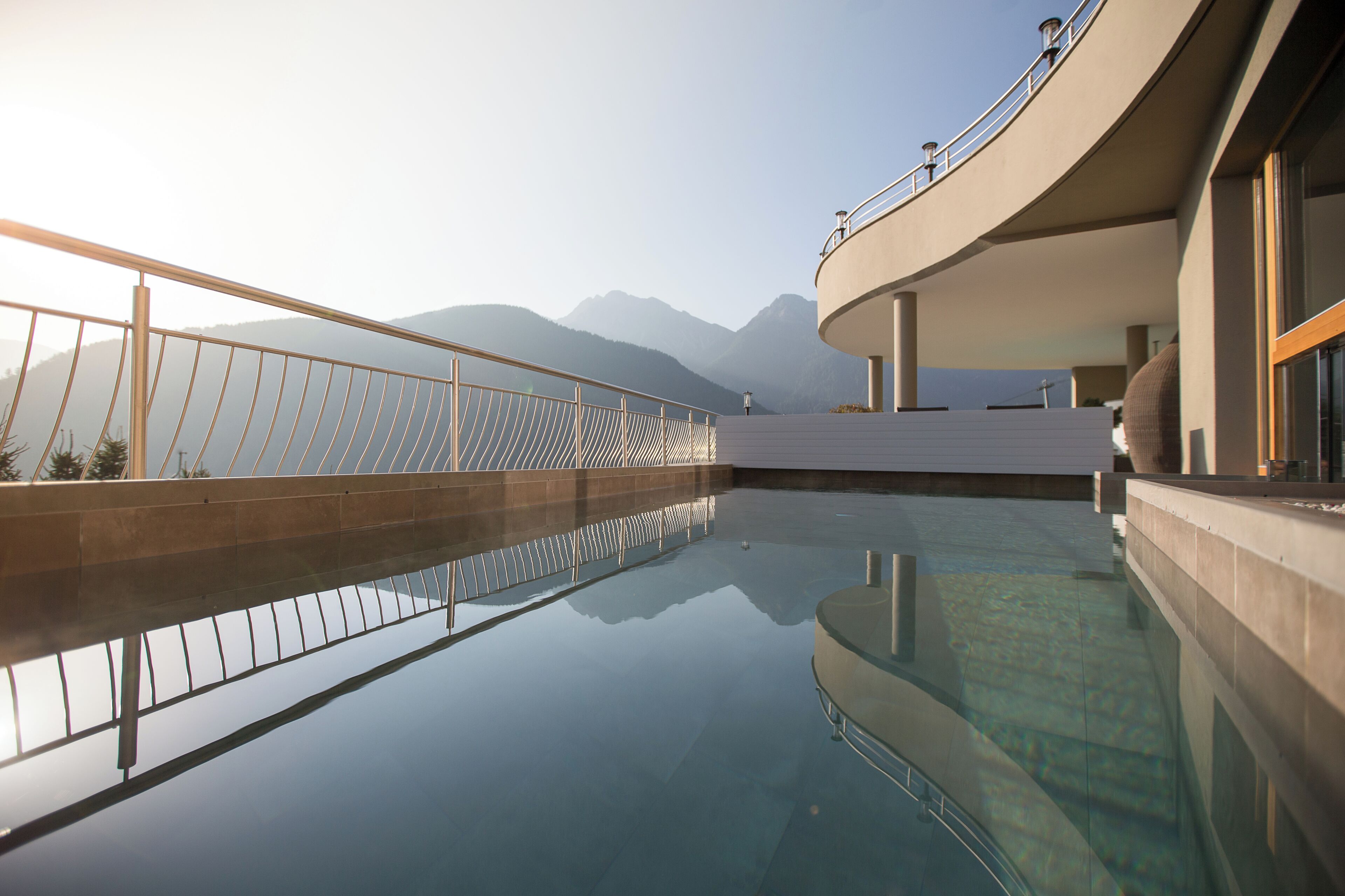 Schwimmbecken
