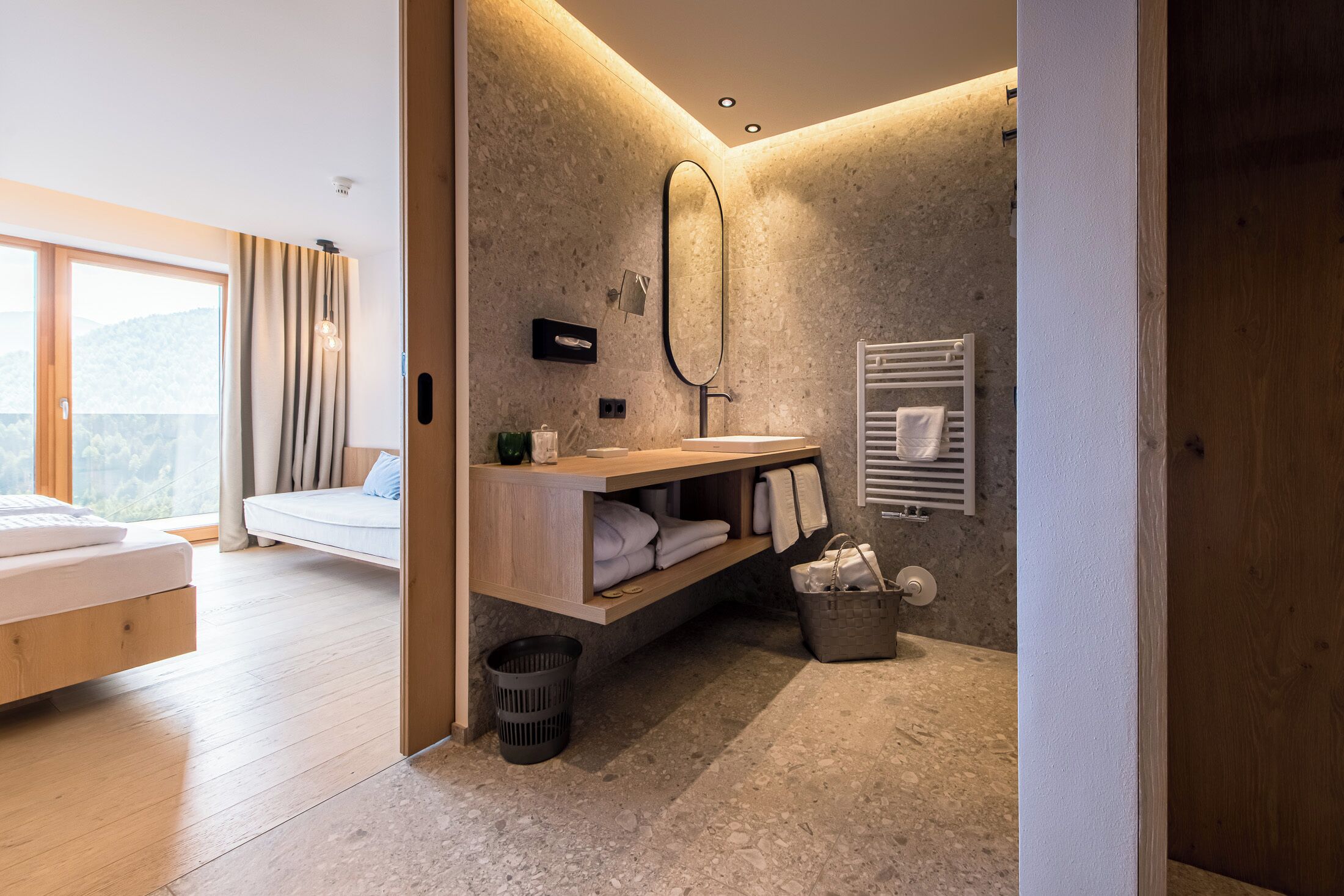 exclusive double room | bathroom | shower, hair dryer, bathrobes, slippers