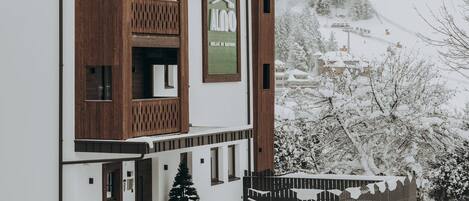 Fachada de la propiedad