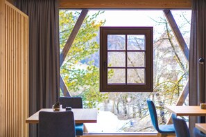 Daily buffet breakfast for a fee - Garni Residence Alnö - Adults Only (Marebbe)