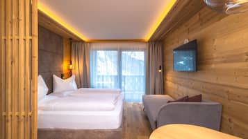 Alpaisc | 1 bedroom, Frette Italian sheets, premium bedding, down comforters