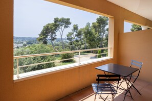 Literie de qualité supérieure, bureau, chambres insonorisées