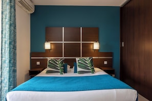 Family Quadruple Room | Premium bedding, desk, soundproofing, iron/ironing board