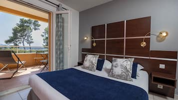 Comfort Double Room, Balcony | Premium bedding, desk, soundproofing, iron/ironing board
