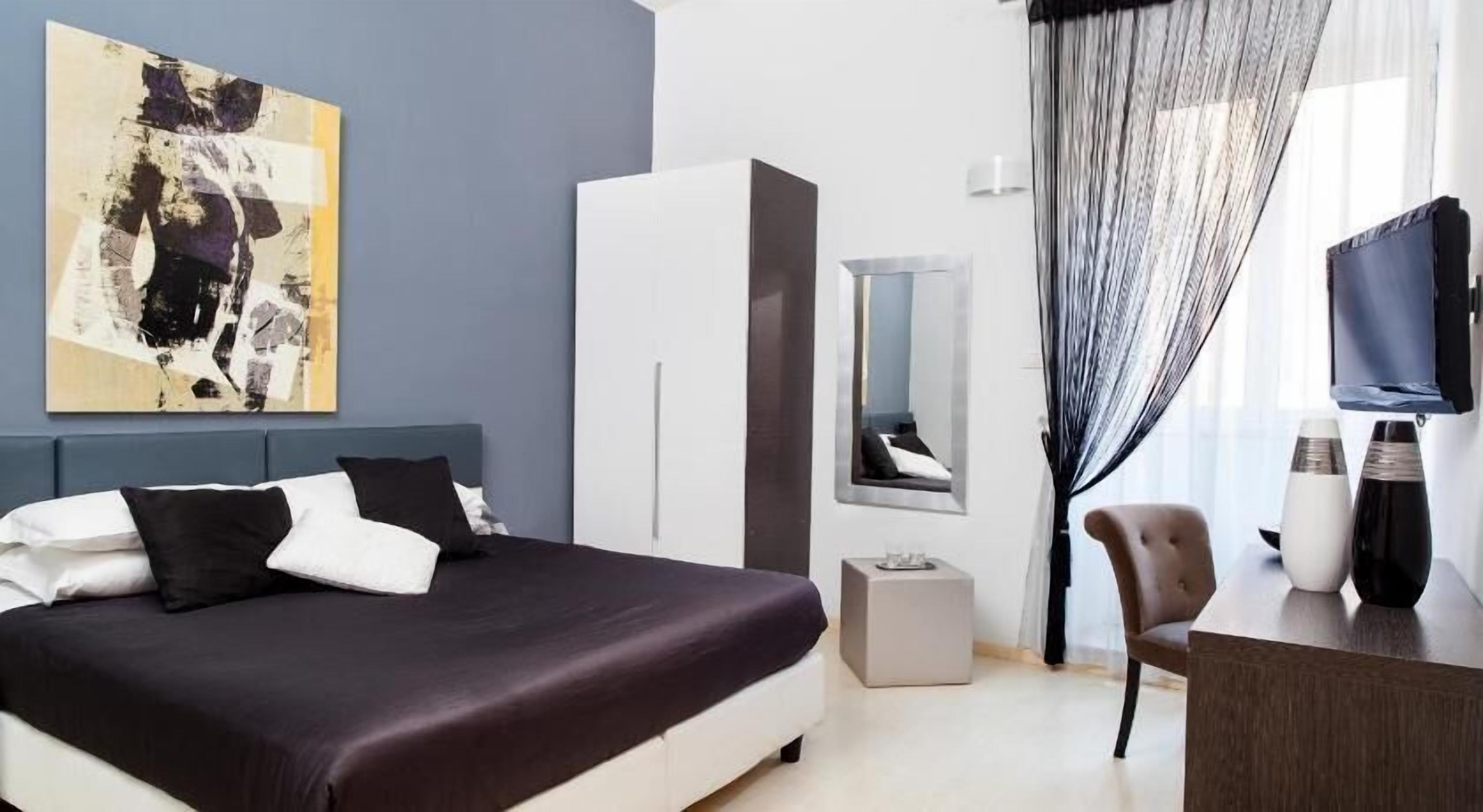 أغطية فراش متميزة وألحفة محشوة بالريش وأسرّة بإسفنج يتكيف مع شكل الجسم