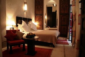 雙人房 (Wahid) | 房內夾萬、免費 Wi-Fi