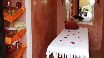 Hammam, soins corporels, massages sportifs, gommages corporels