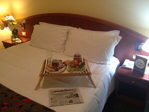 Double Room Single Use | Premium bedding, Select Comfort beds, minibar, in-room safe - Hotel Piero della Francesca (Arezzo)