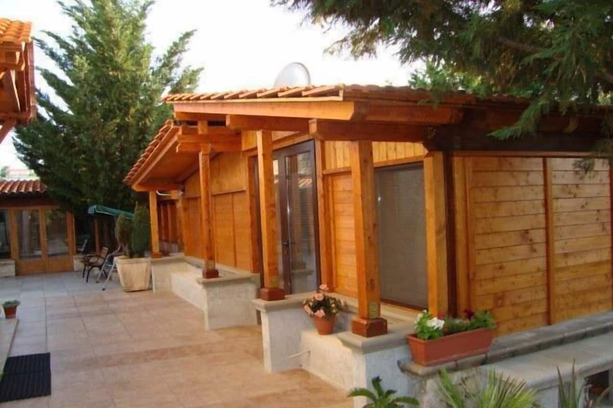 Chalet | Exterior