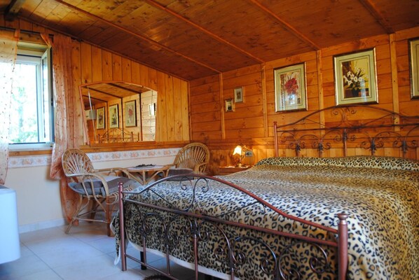 Premium bedding, pillow-top beds, soundproofing, free cots/infant beds