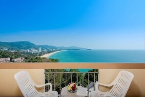 Standard Double Room | Terrace/patio - Baan Karon Hill Phuket Resort (Karon)