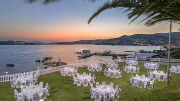 Espace banquet en plein air