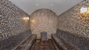 Couples treatment room(s), sauna, steam room, Turkish bath/hammam