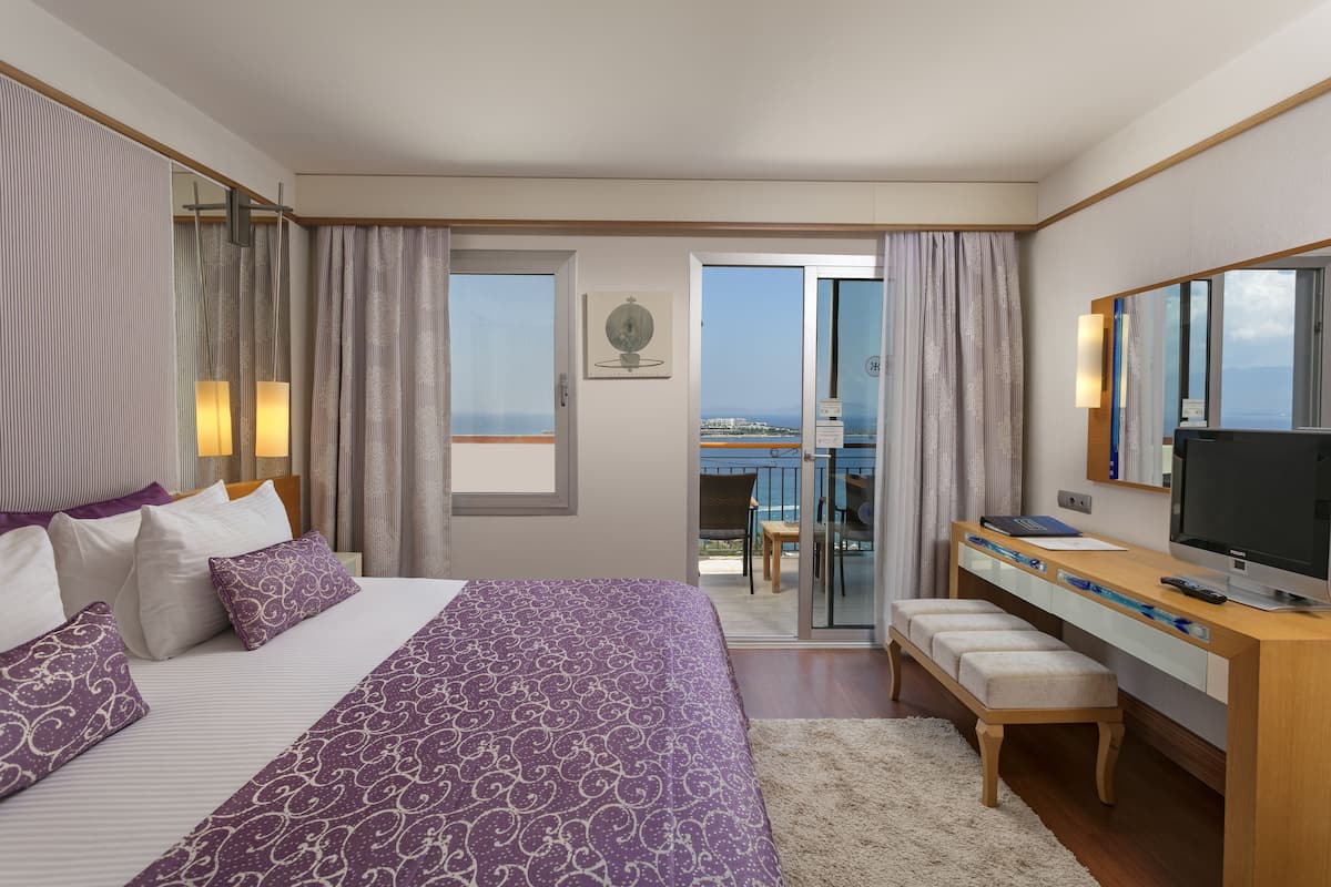 Ropa de cama de alta calidad y artículos del minibar gratis