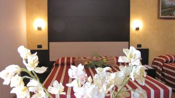 Minibar, una cassaforte in camera, una scrivania, insonorizzazione