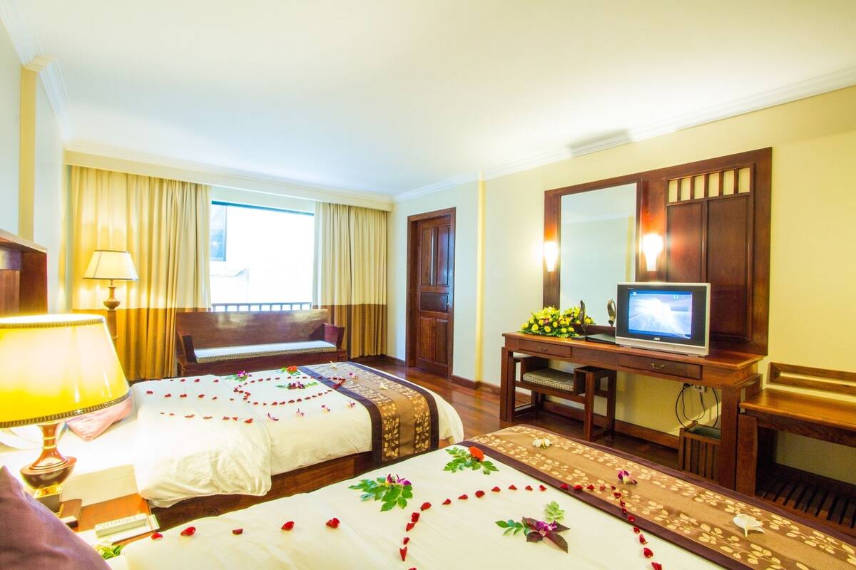 Phòng Superior, 2 giường đơn | Bộ đồ giường cao cấp, minibar, két bảo mật tại phòng, bàn 