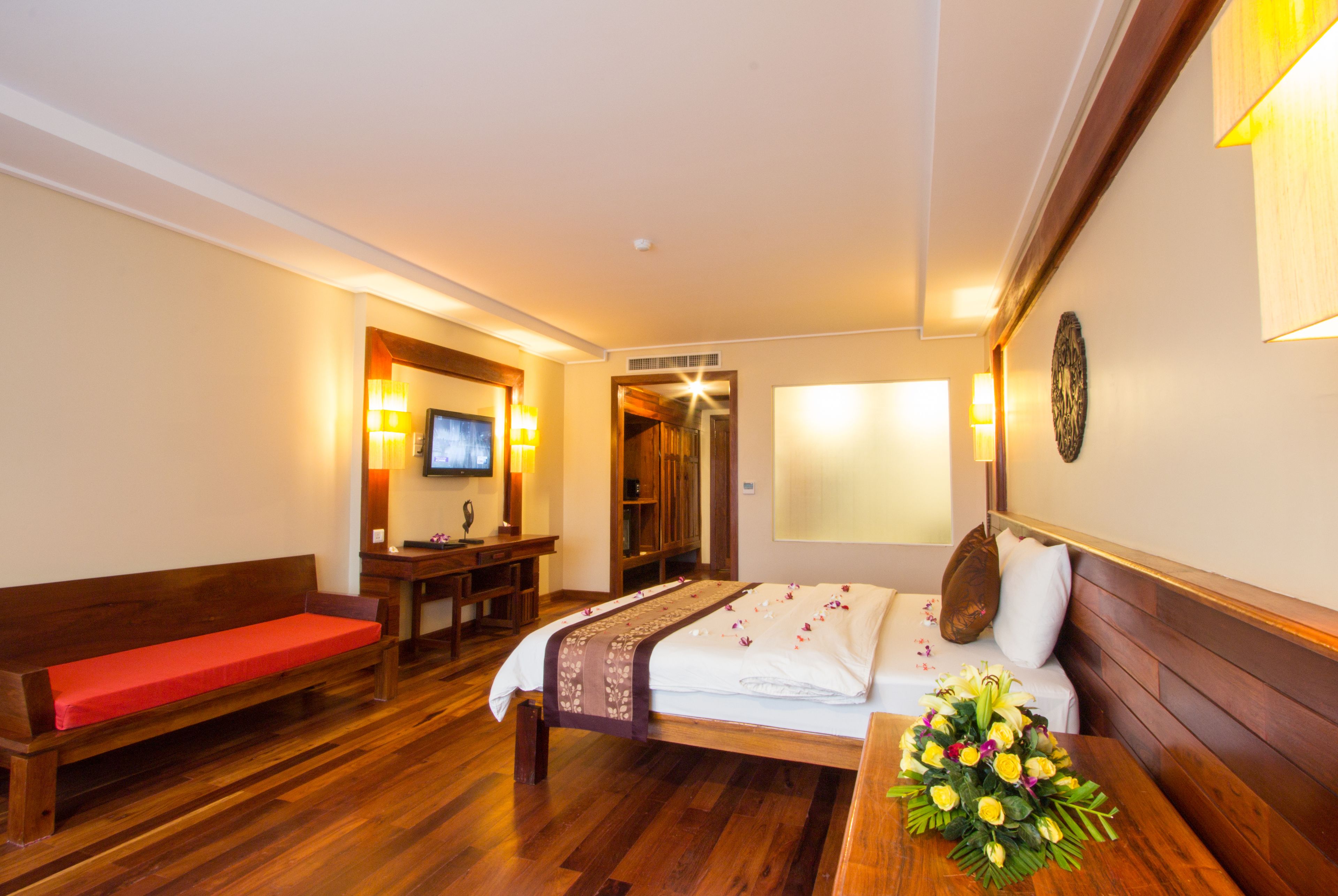 the premium room (free round-trip airport transfer) | 1 bedroom, premium bedding, minibar, in-room safe