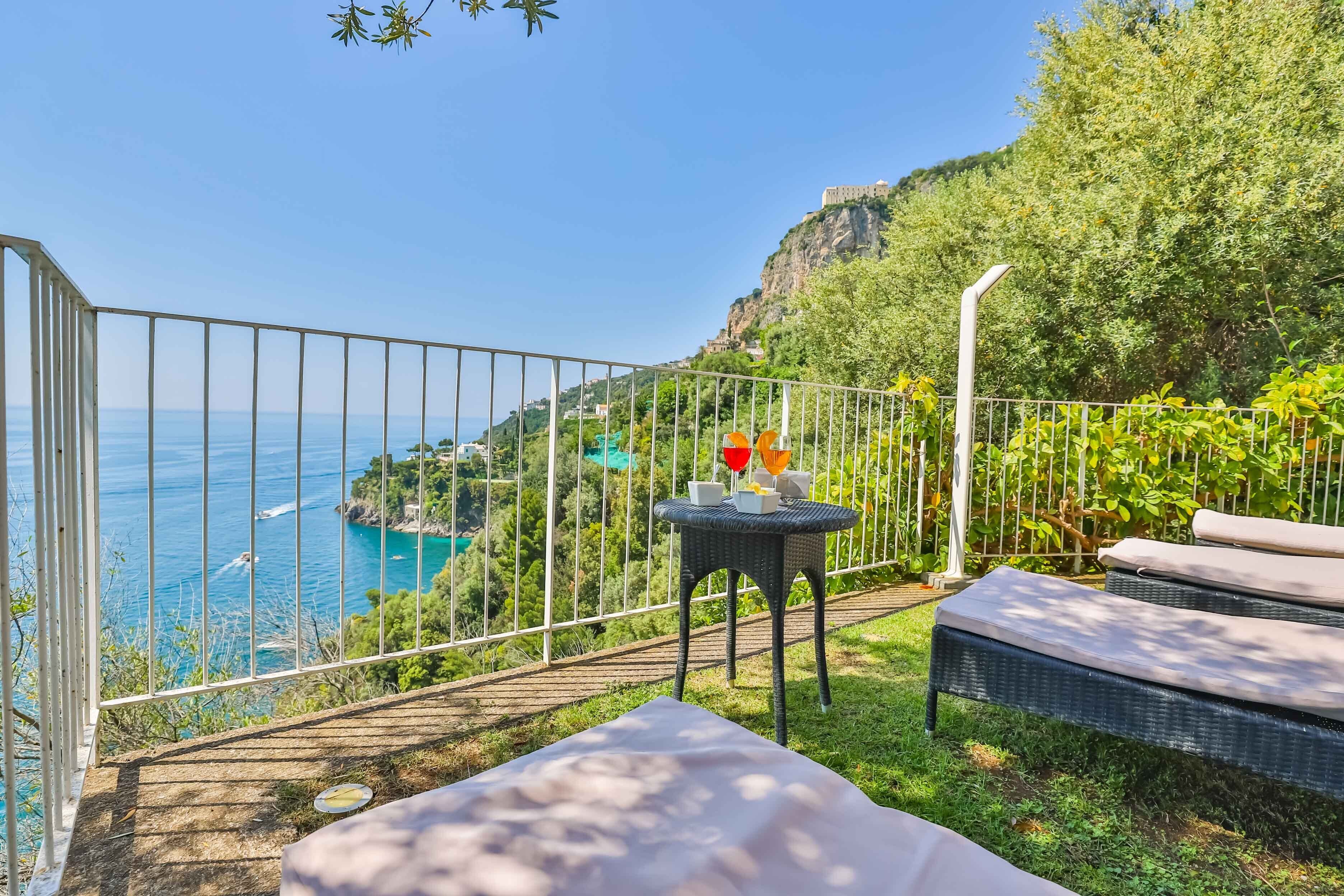 Sun deck