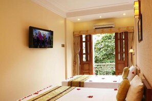 Triple Room | City view - Hanoi Culture Hostel (Hanoi)