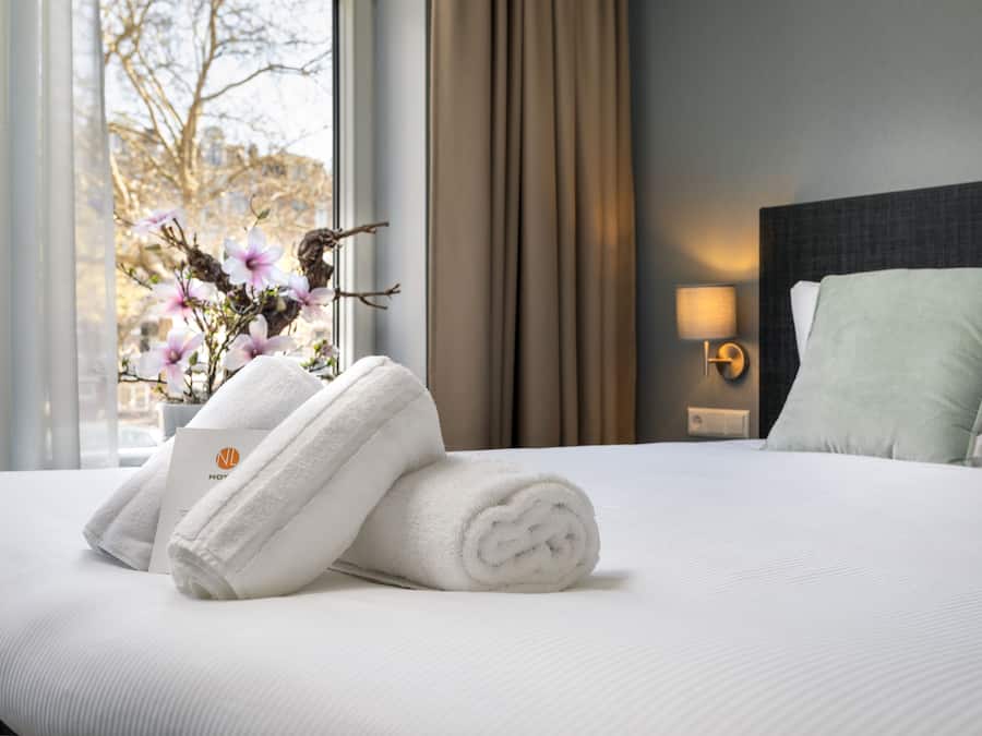 Comfort Room Canal View | Minibar, Zimmersafe, Schreibtisch, Verdunkelungsvorhänge