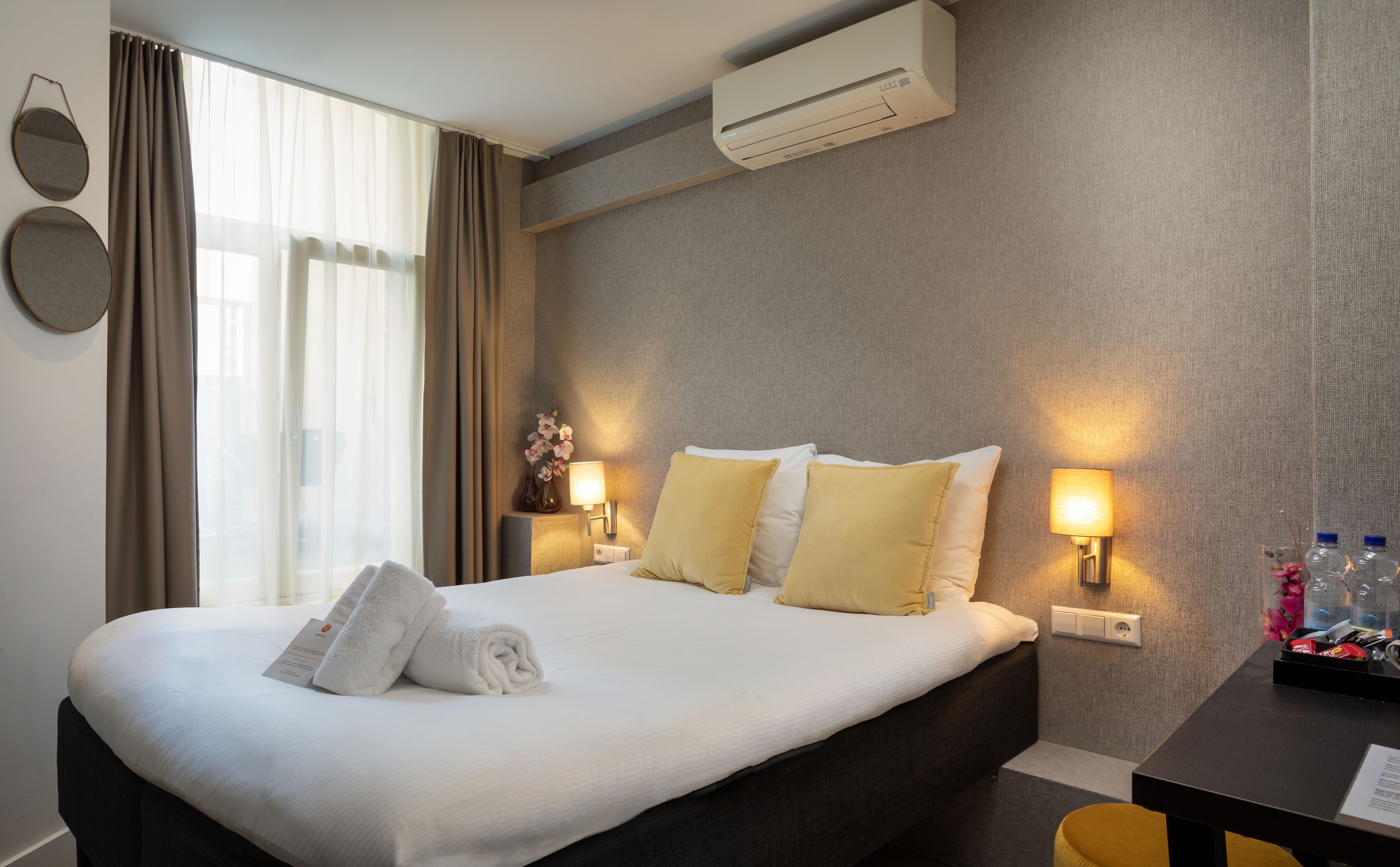 minibar, in-room safe, desk, blackout curtains