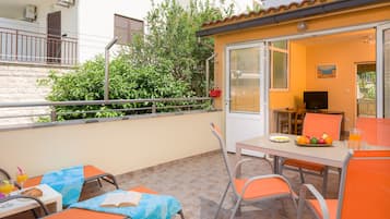 Studio Confort, 2 chambres | Terrasse/Patio