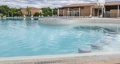 Vacancéole - AUBIGNAN Les Demeures du Ventoux