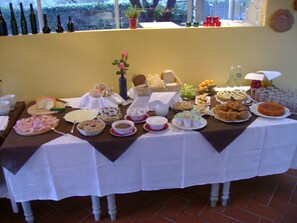 Buffet - Gualdo De Re (Suvereto)