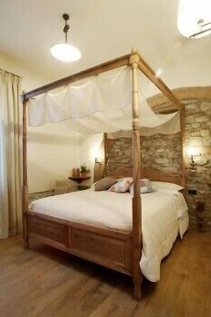 1 bedroom, in-room safe, blackout curtains, cots/infant beds - Gualdo De Re (Suvereto)