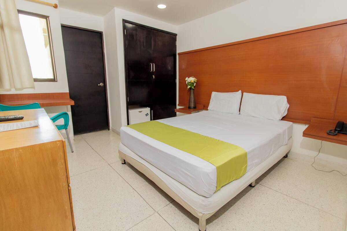 Premium bedding, in-room safe, desk, blackout curtains