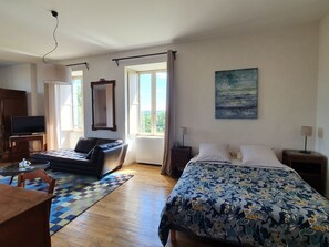 Deluxe Room (L'Audacieuse)
