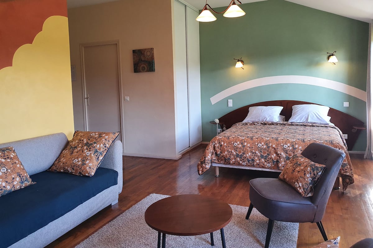 Habitación superior (La Gracieuse) | Ropa de cama de alta calidad y minibar