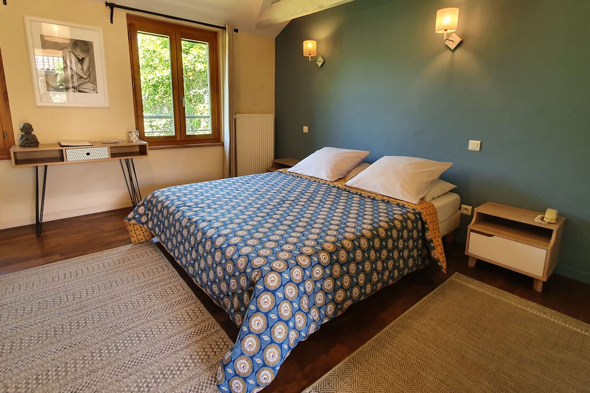 Habitación Confort (La Malicieuse) | Ropa de cama de alta calidad y minibar