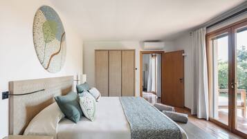 Ropa de cama hipoalergénica y minibar