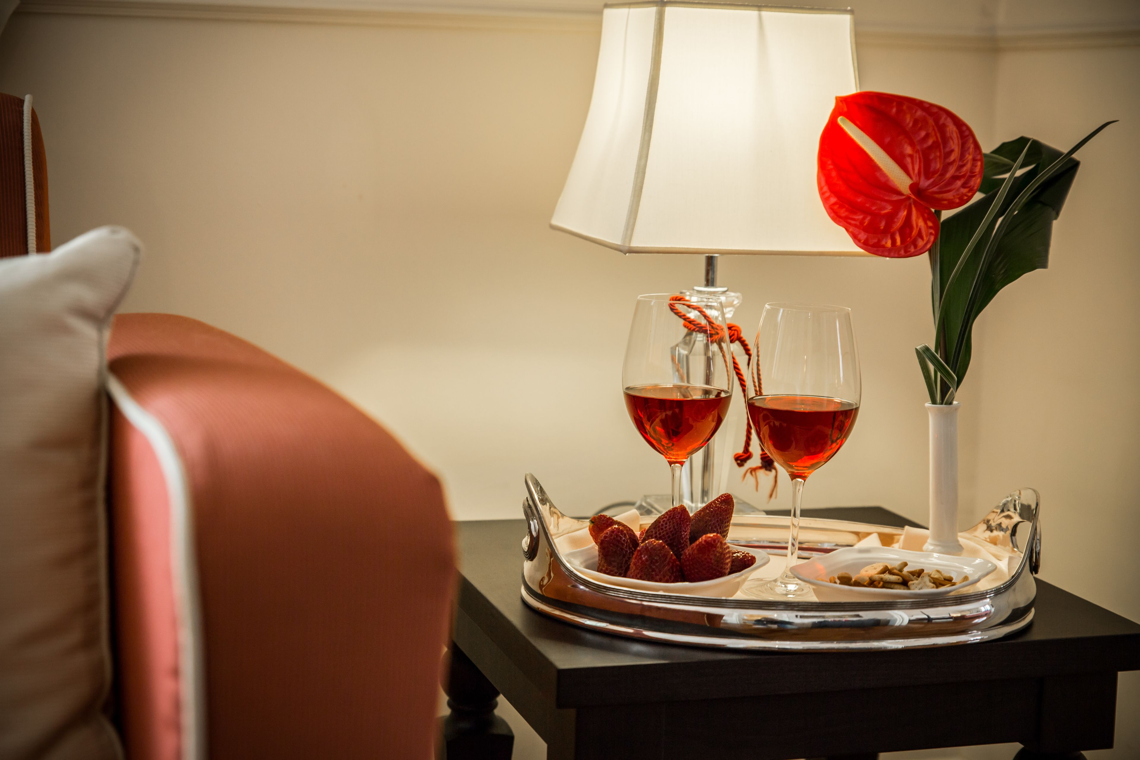 suite (james joyce) | room service – dining