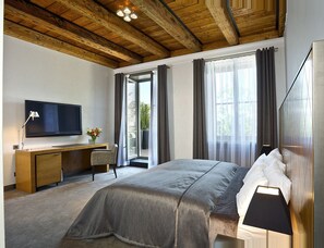 Minibar, safe på rommet, individuelt dekorert og skrivebord