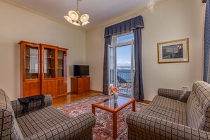 Superior Suite, 1 Bedroom, Balcony, Sea View - Hotel Galeb (Opatija)