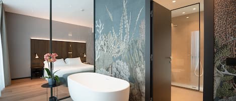 Junior Suite (Luxury) | 1 bedroom, premium bedding, down comforters, in-room safe