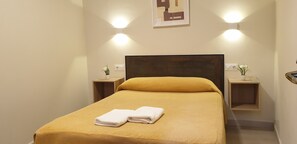 Double Room, 1 Double Bed, Shared Bathroom