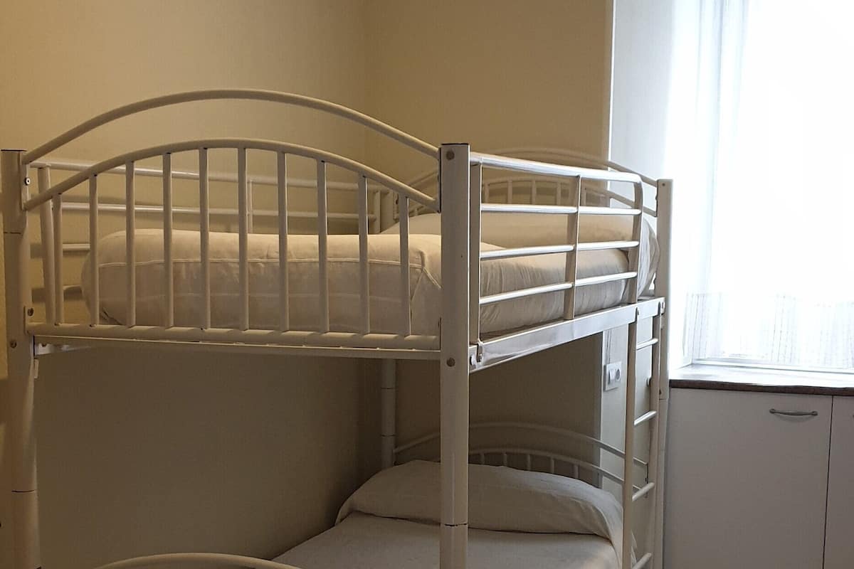 Double room bunk bed, Shared bathroom, Ground Floor | Free WiFi, bed sheets